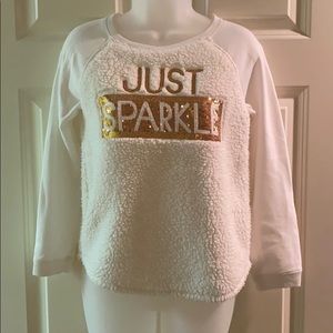 Super soft and cuddly girls’ sweatshirt